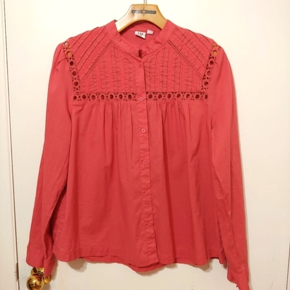 GAP Coral Lace Blouse - Picture 2 of 9